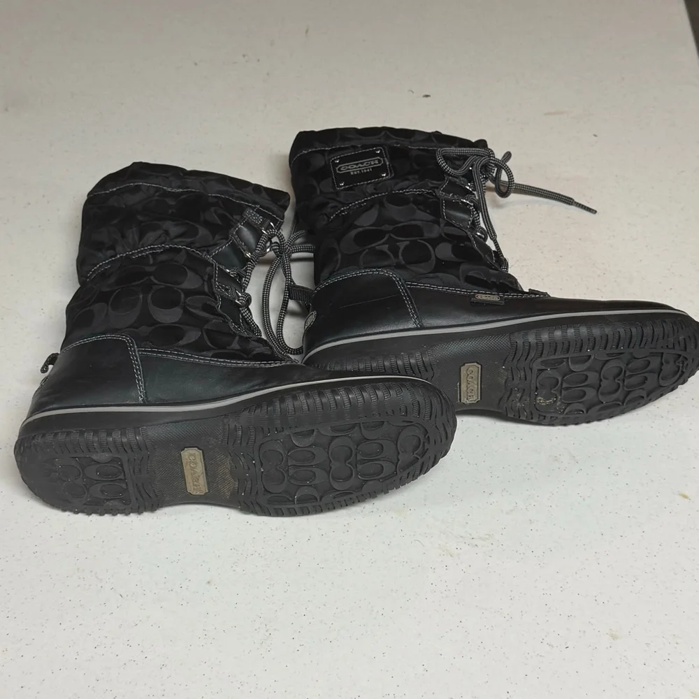 Coach Black Signature Mid-Calf Winter Snow Boots Women’s 7.5B Lace-Up Fabric & L